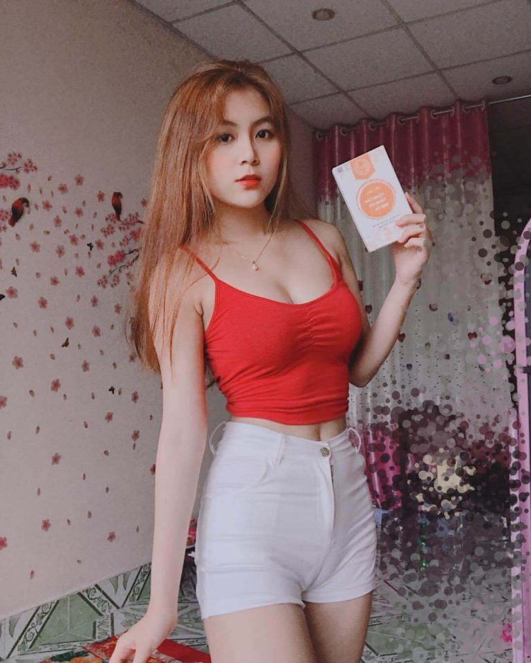 mot-so-hinh-anh-cuc-ky-xinh-xan-va-goi-cam-cua-co-nang-hot-girl-tran-tran_630242495fdf0.jpeg