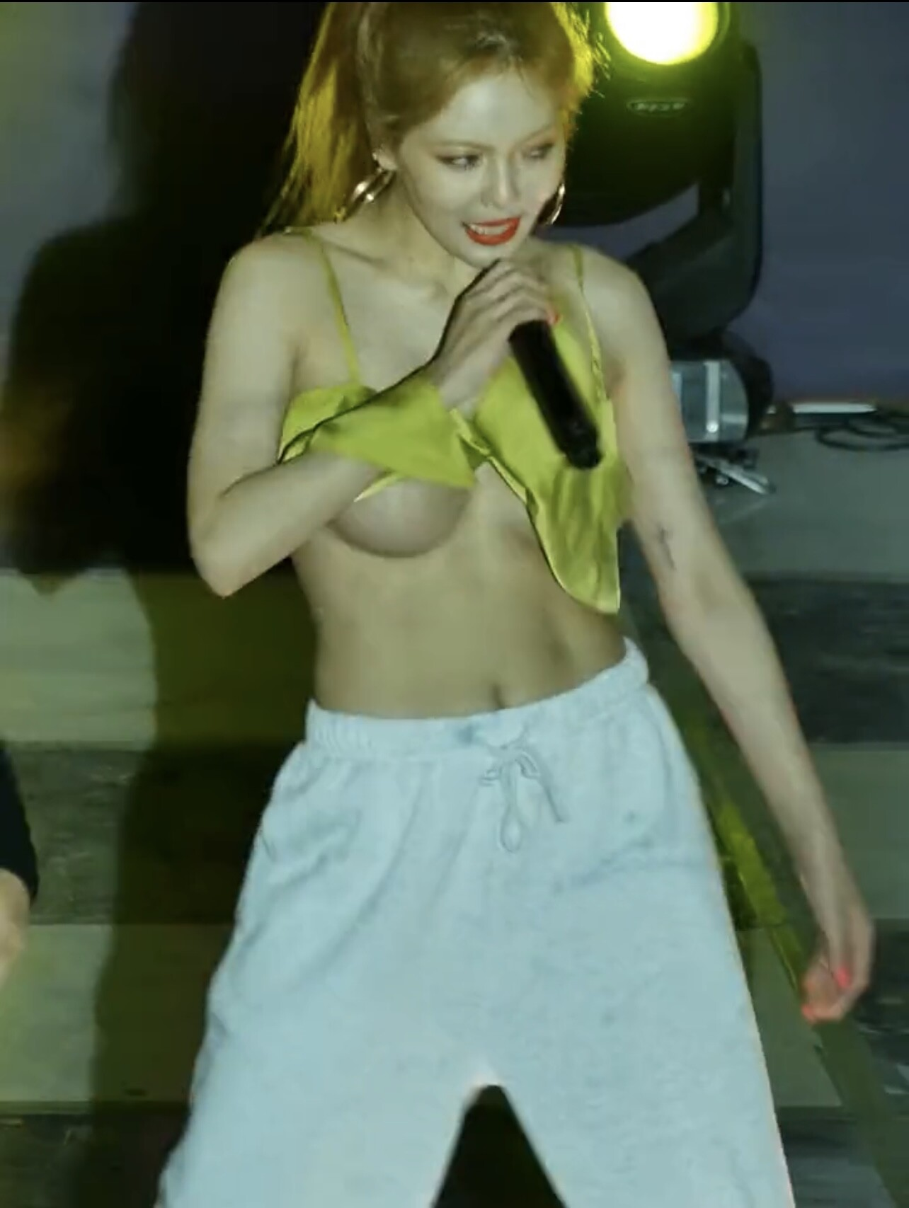 1705914346840.png