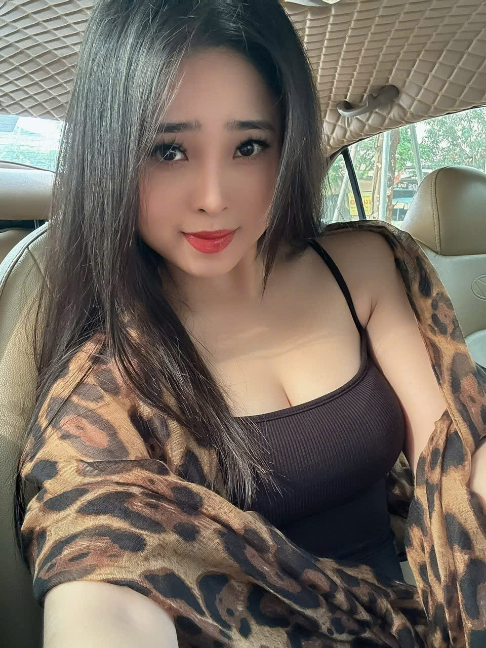z6635215251959_41a33e6a3b2a8df6468afad370186353.jpg