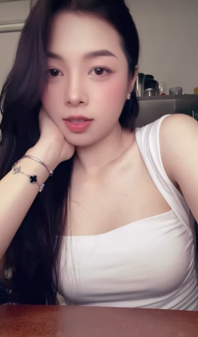 1764144478247.png